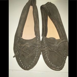 Joe Fresh - Suede moccasin - size 6
